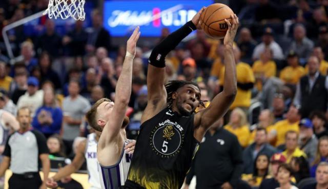 勇士拒绝陷入绝境！生死关头，你永远可以相信库里